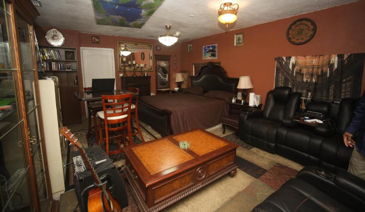 Beautiful Large Bedroom Orlando Exterior photo